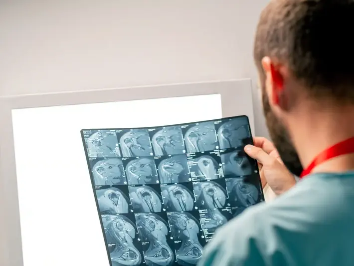 whiplash injury exam for Hermitage driver after Nashville commute crash