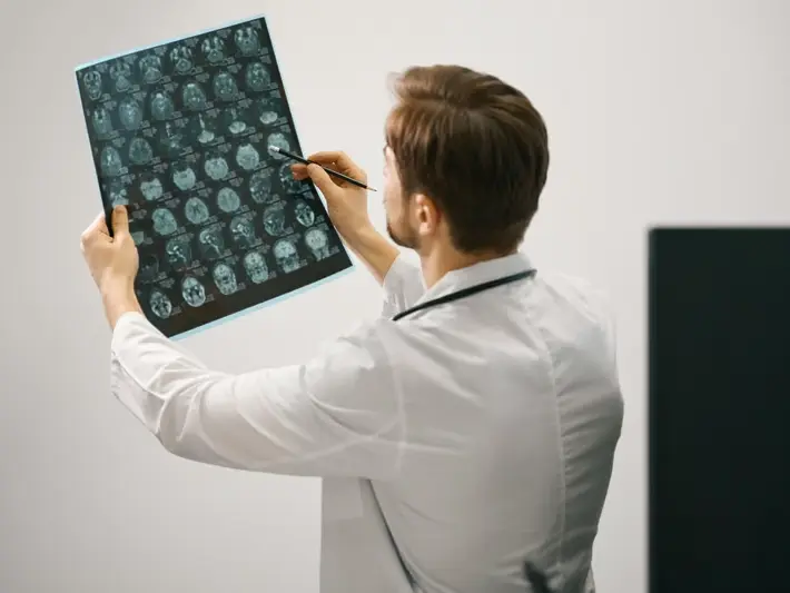 walk in injury clinic care for slip and fall patient from Hermitage Hills